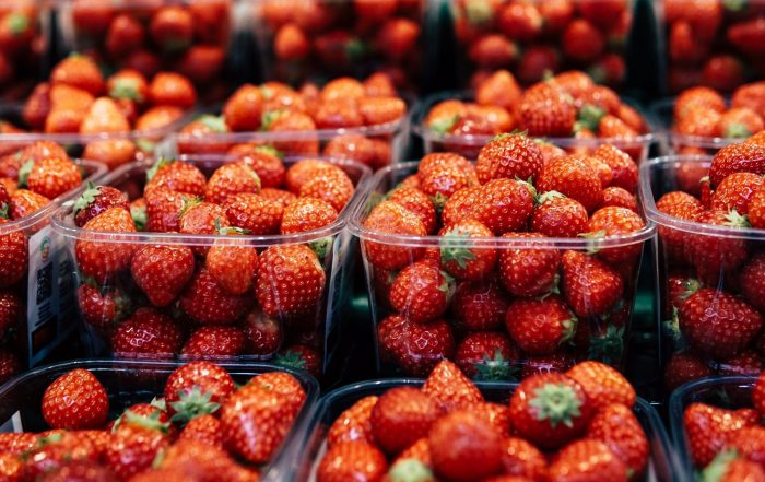 UK supermarkets take steps to tackle pesticides